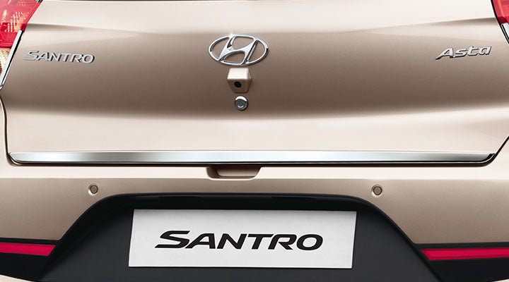 Rear Boot Garnish - Hyundai Santro 2018